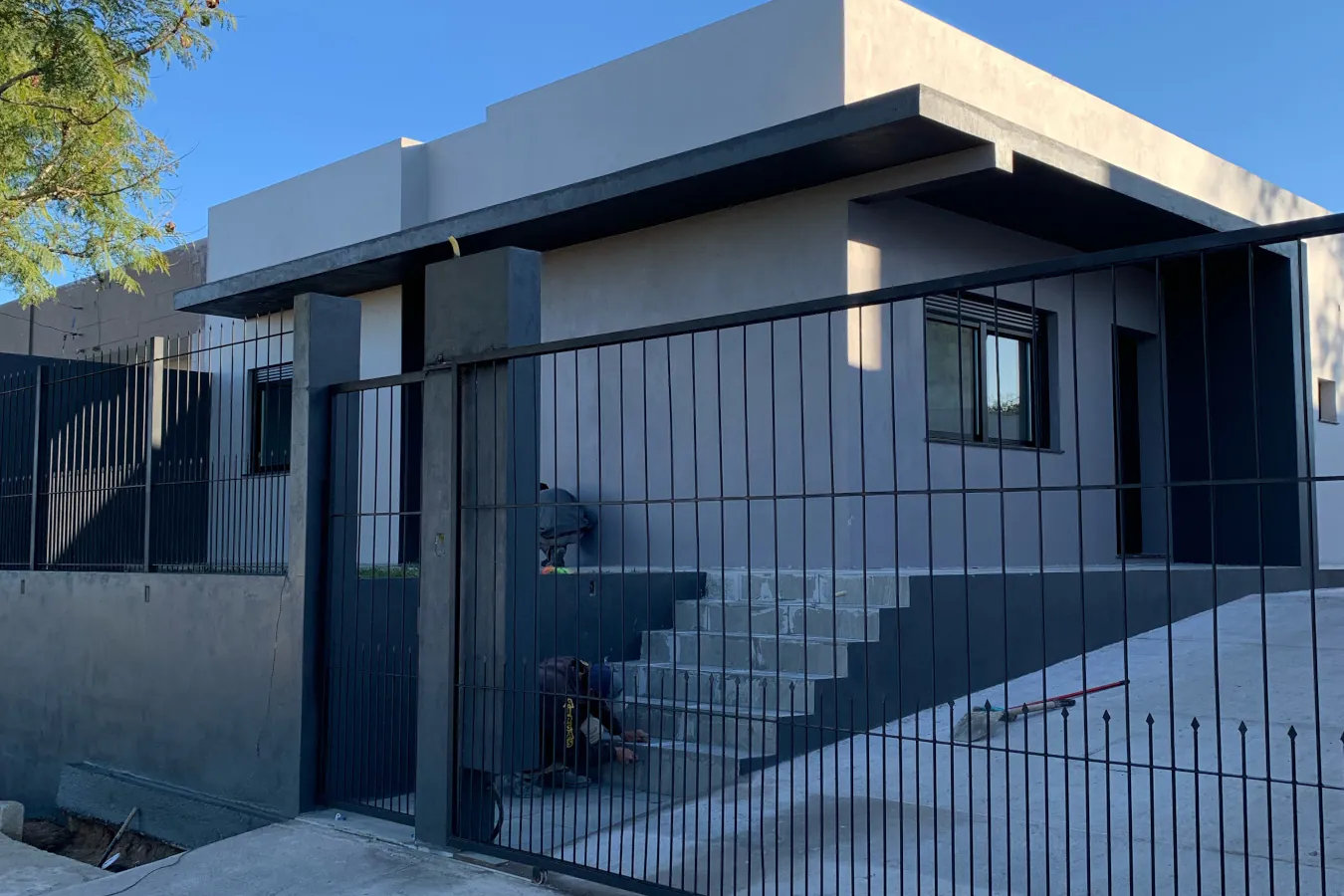 Reforma e Construção de Residência Unifamiliar imagem 02